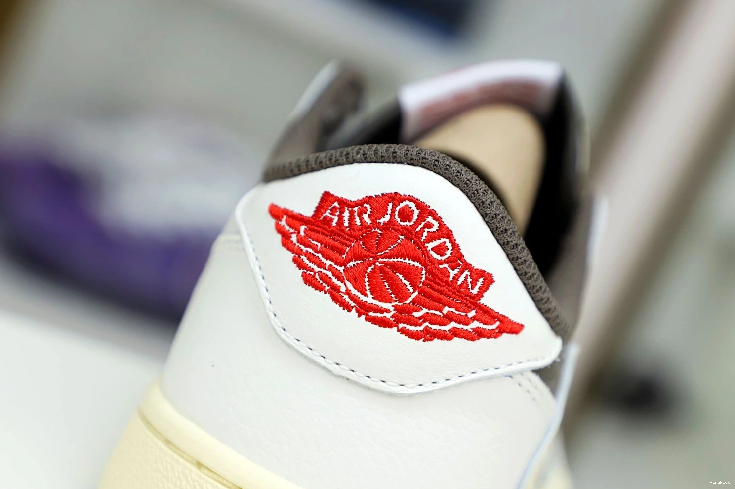 MOCHA SCOTT TRAVIS OG 1 AIR LOW X REVERSE JORDAN 0913